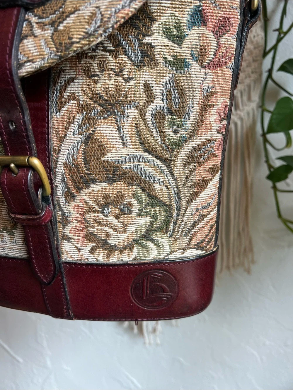 Vintage Floral Tapestry Crossbody Bag Leather Boho Cottagecore Bucket Purse - Picture 3 of 14